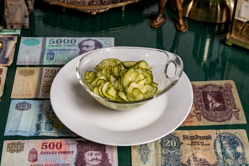 Uborka saláta 1 Uborka saláta